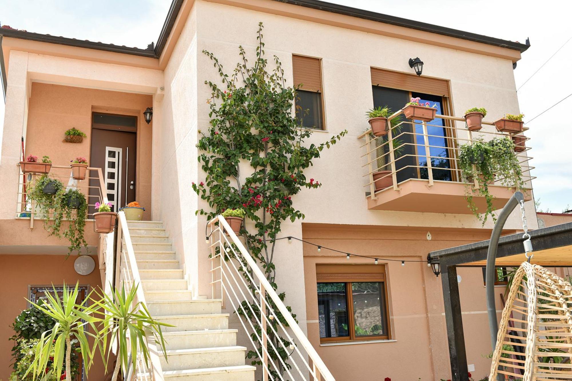 Vila Noar Vlorë エクステリア 写真