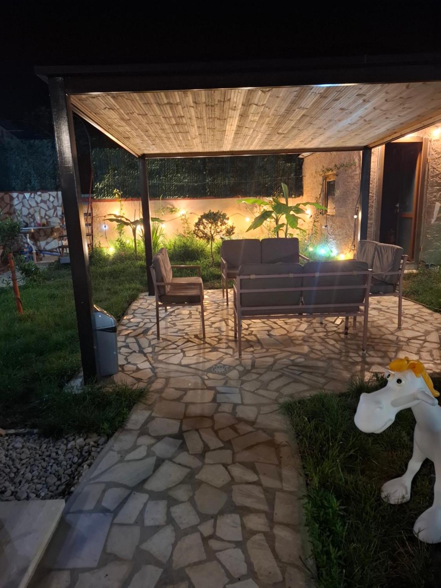 Vila Noar Vlorë エクステリア 写真