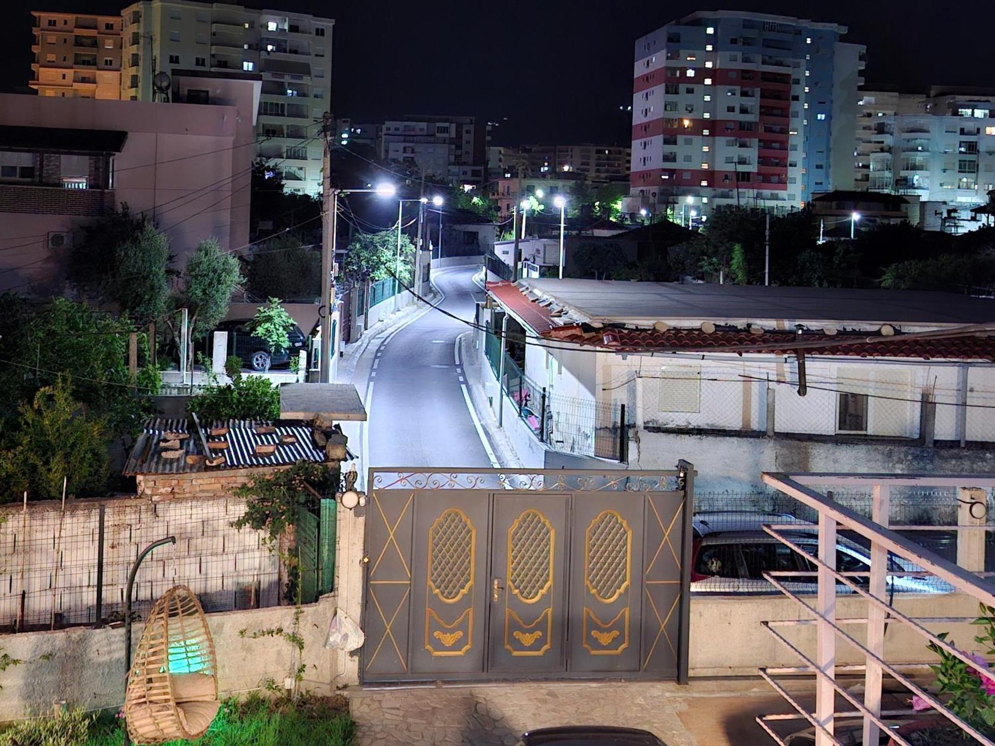 Vila Noar Vlorë エクステリア 写真